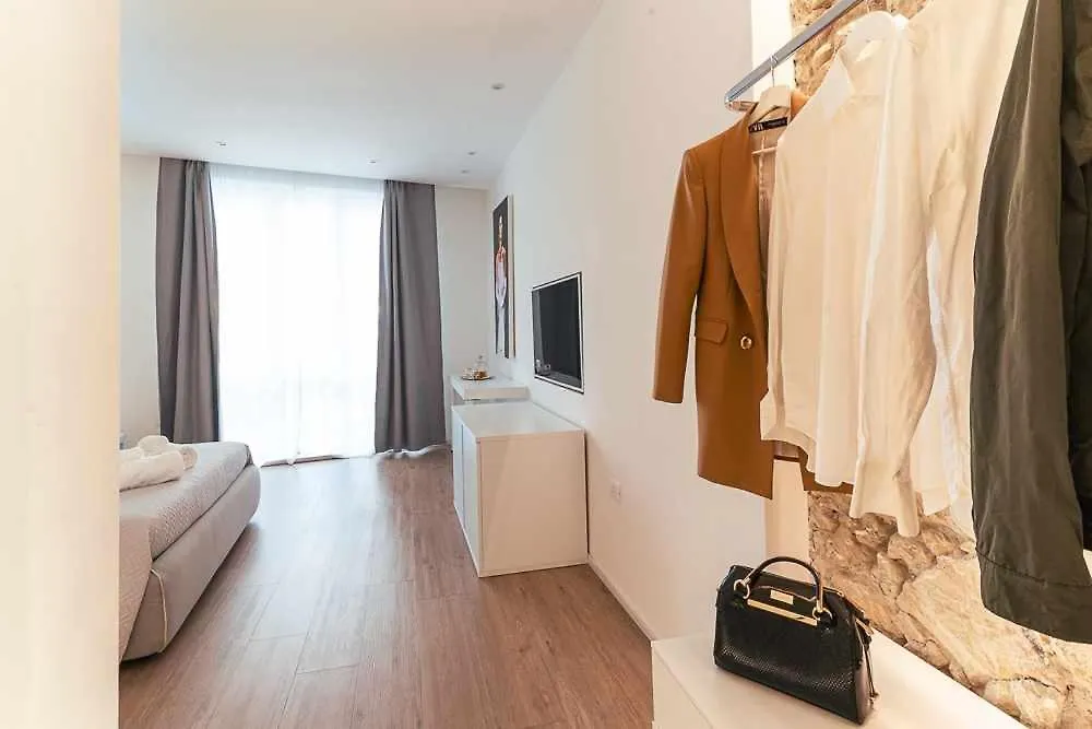 Ceo Luxury Suite Di Cagliari