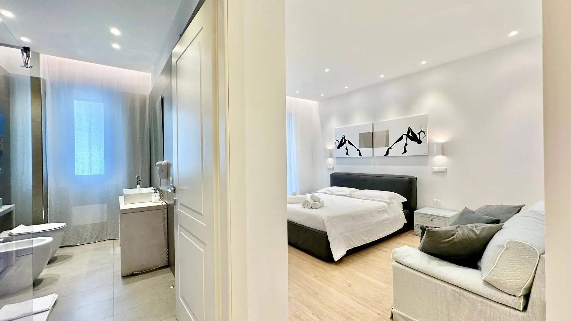 Ceo Luxury Suite Di Cagliari contacts